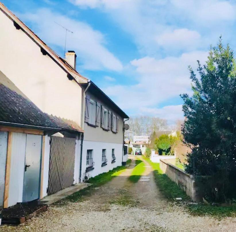The Walsh Leilighet Bourges Eksteriør bilde
